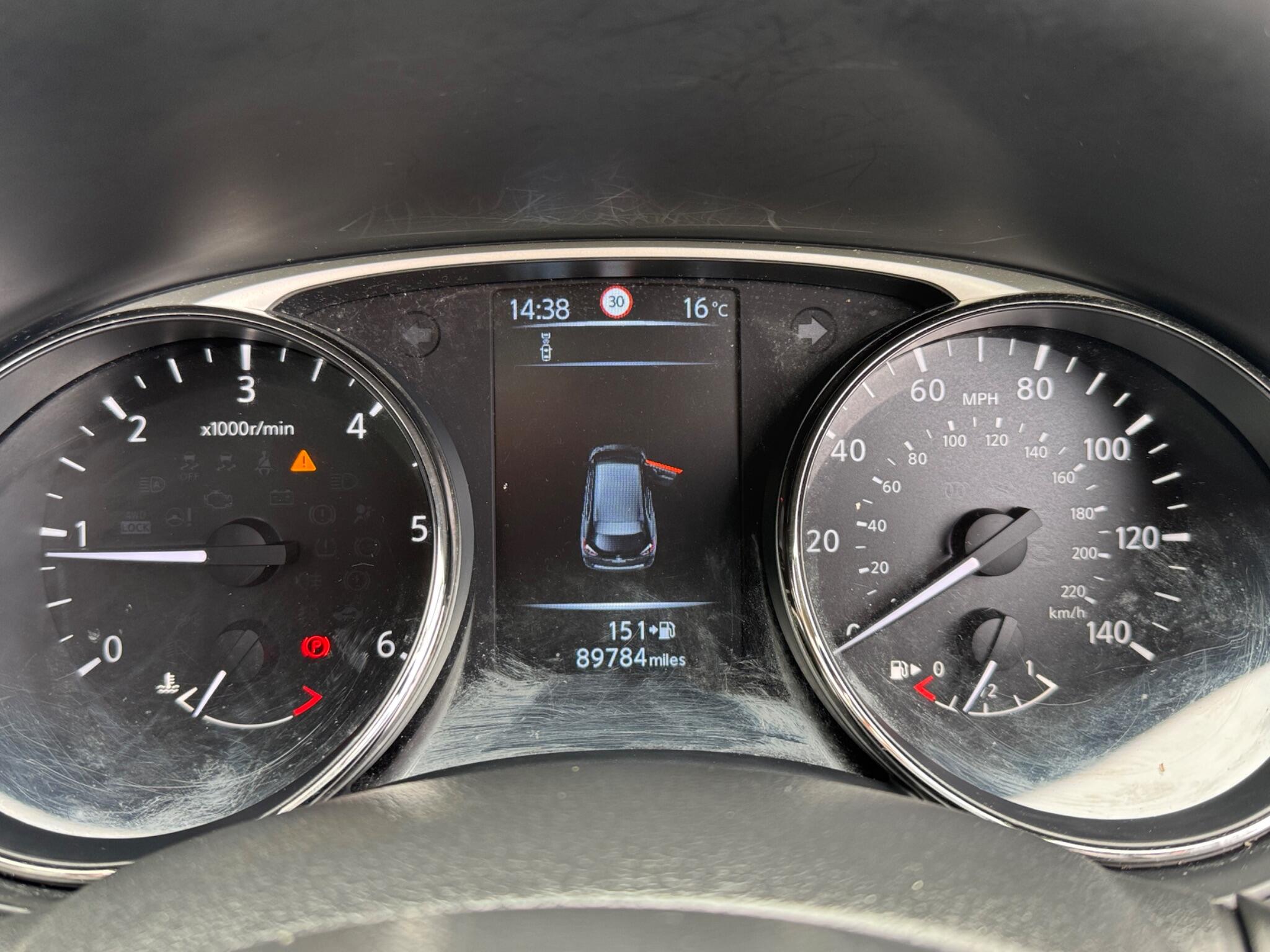 Nissan X-Trail view 36