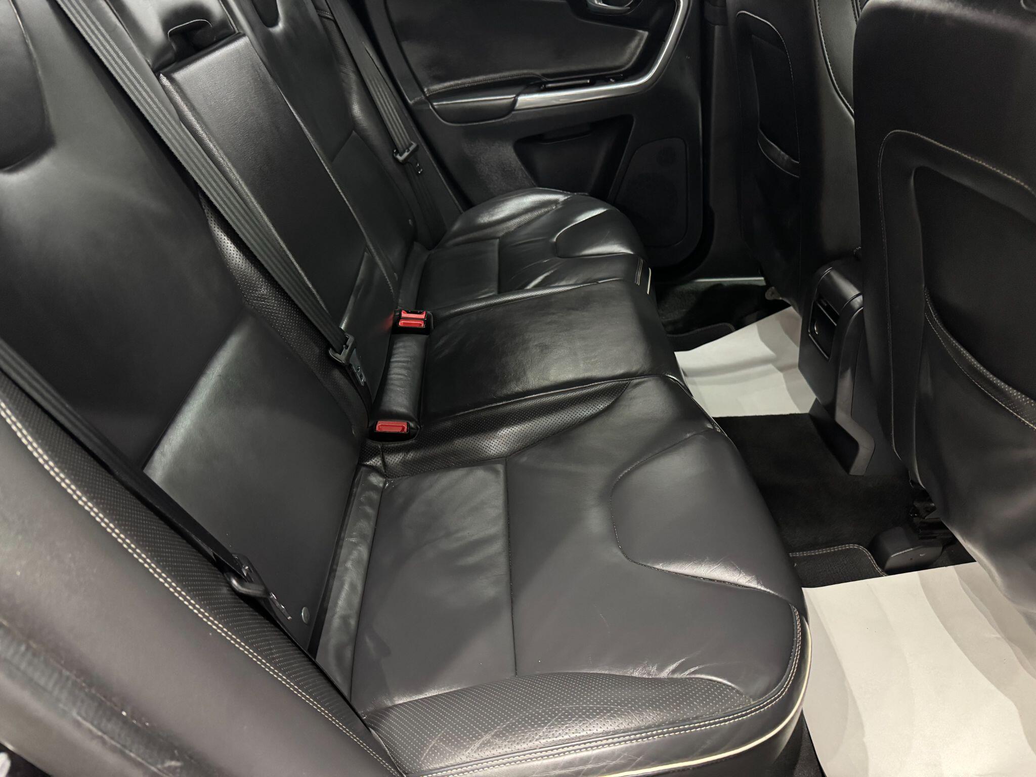 Volvo XC60 view 52