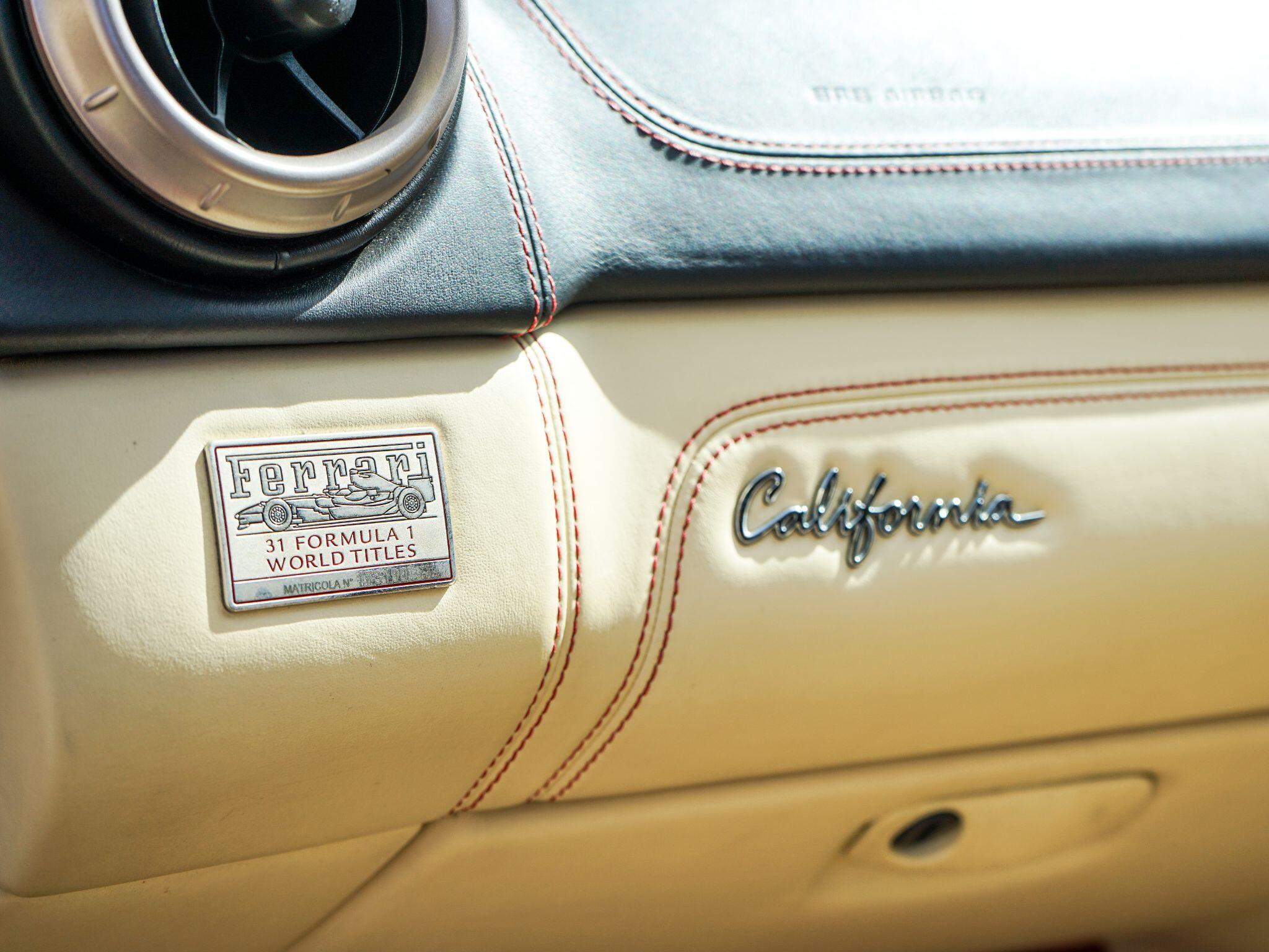 Ferrari California view 21