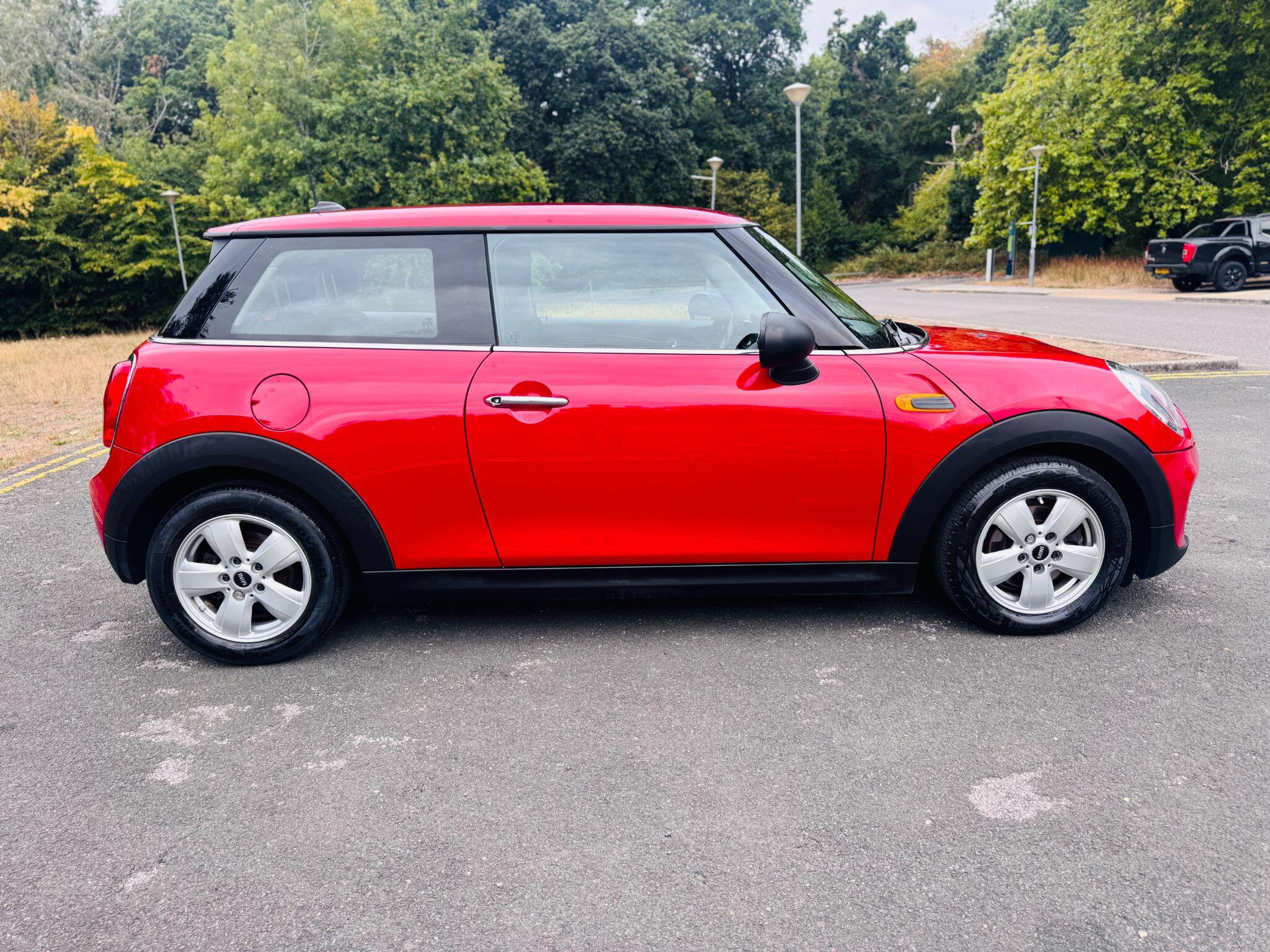 2015 MINI Hatch 1.2 One Euro 6 (s/s) 3dr • 114,000 miles image 2