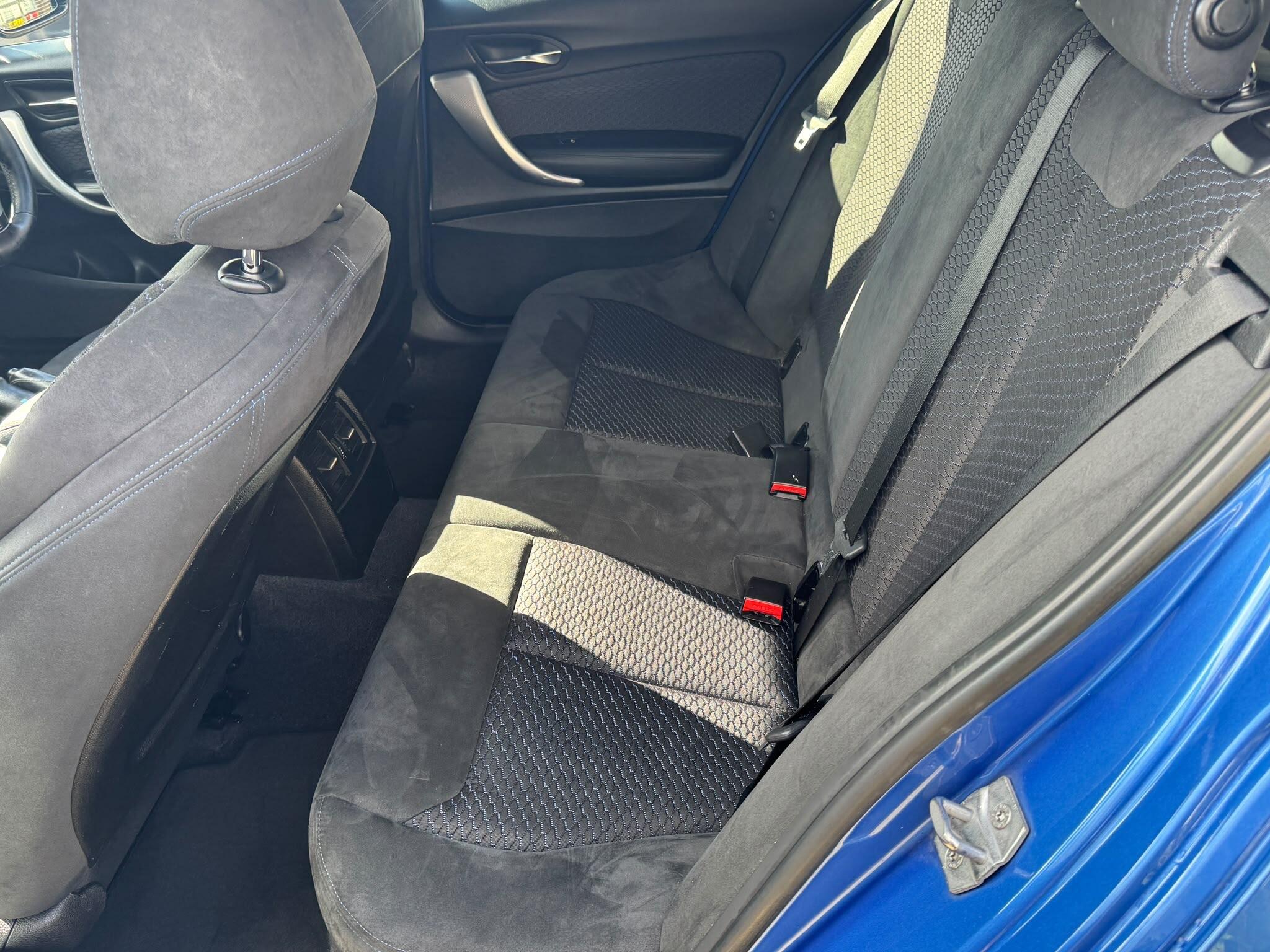 BMW 1 Series view 14