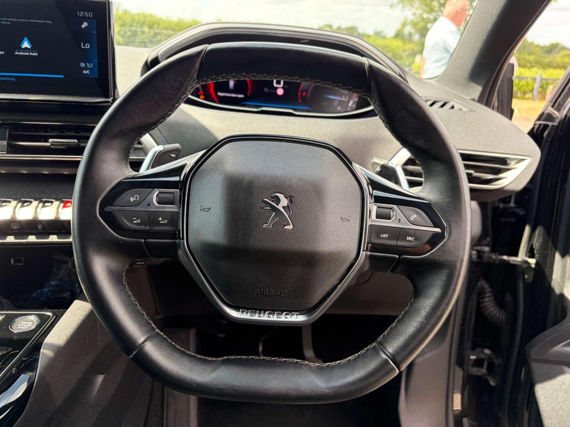 Peugeot 5008 view 39