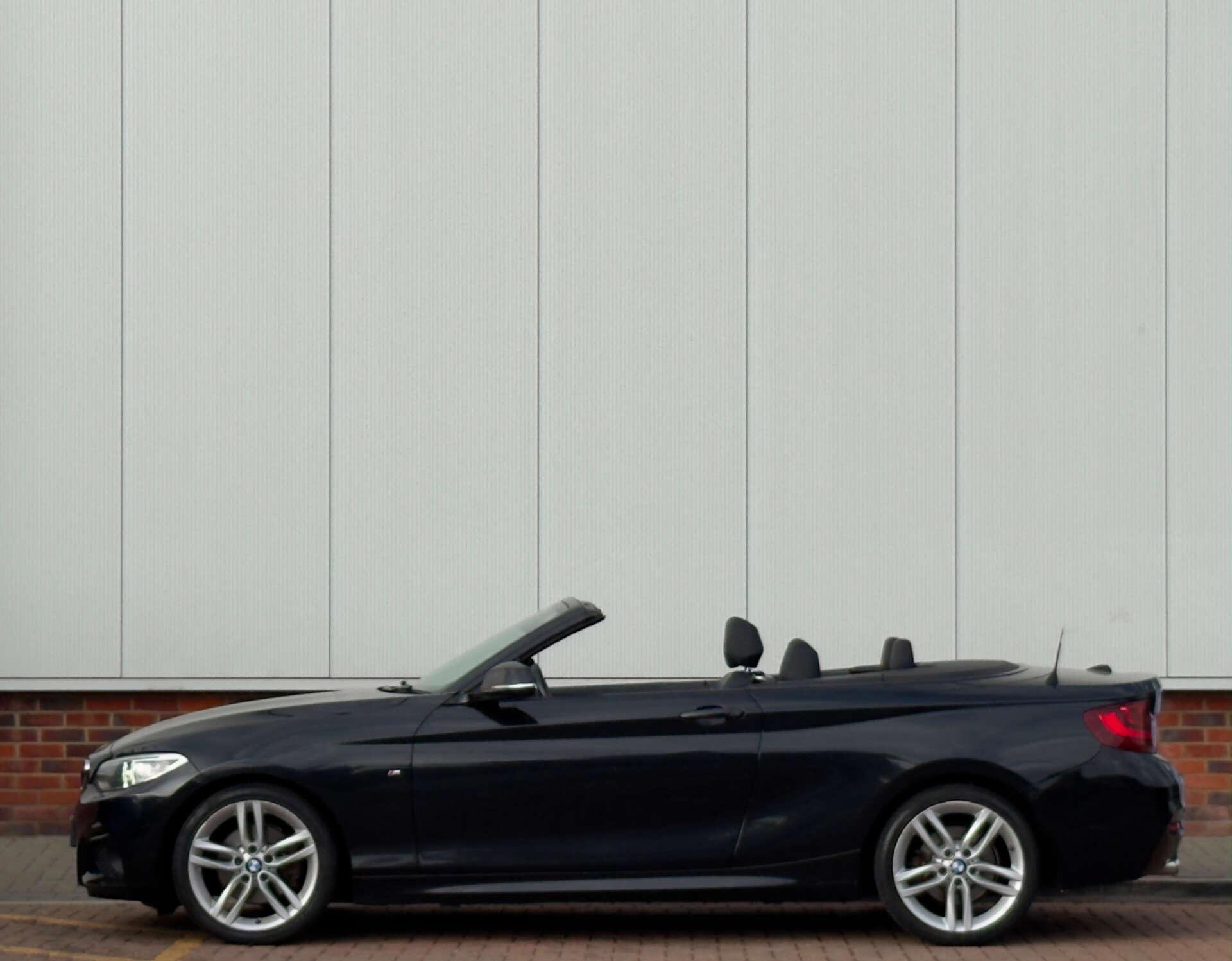 BMW 2 Series view 10