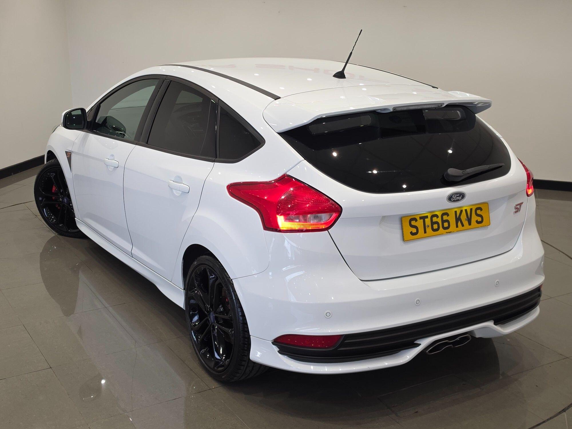 Ford Focus view 68
