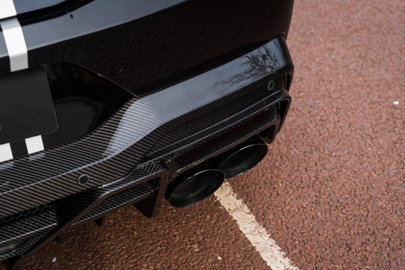 Ford Mustang view 23