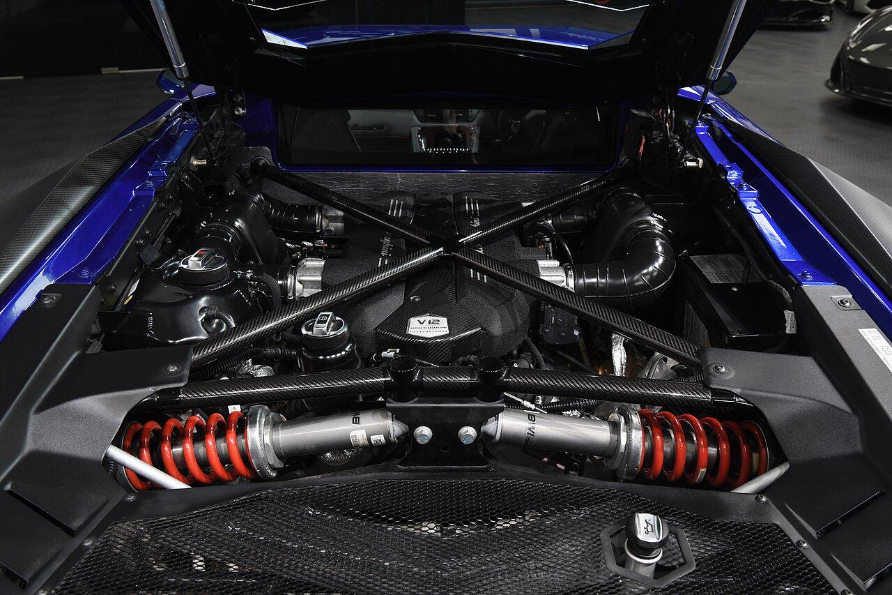Lamborghini Aventador view 43