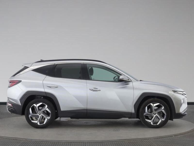 Hyundai Tucson view 3
