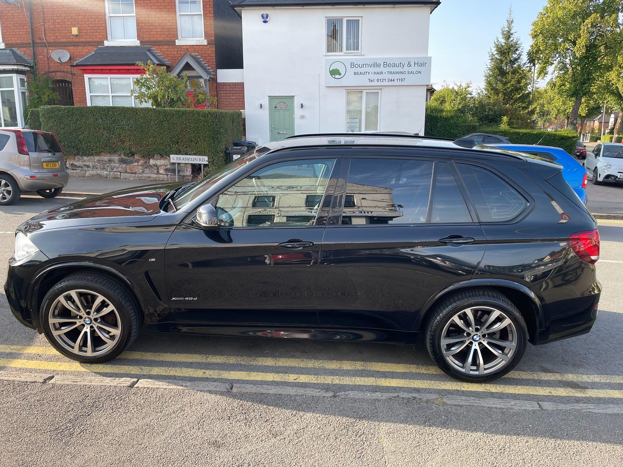 BMW X5 view 19