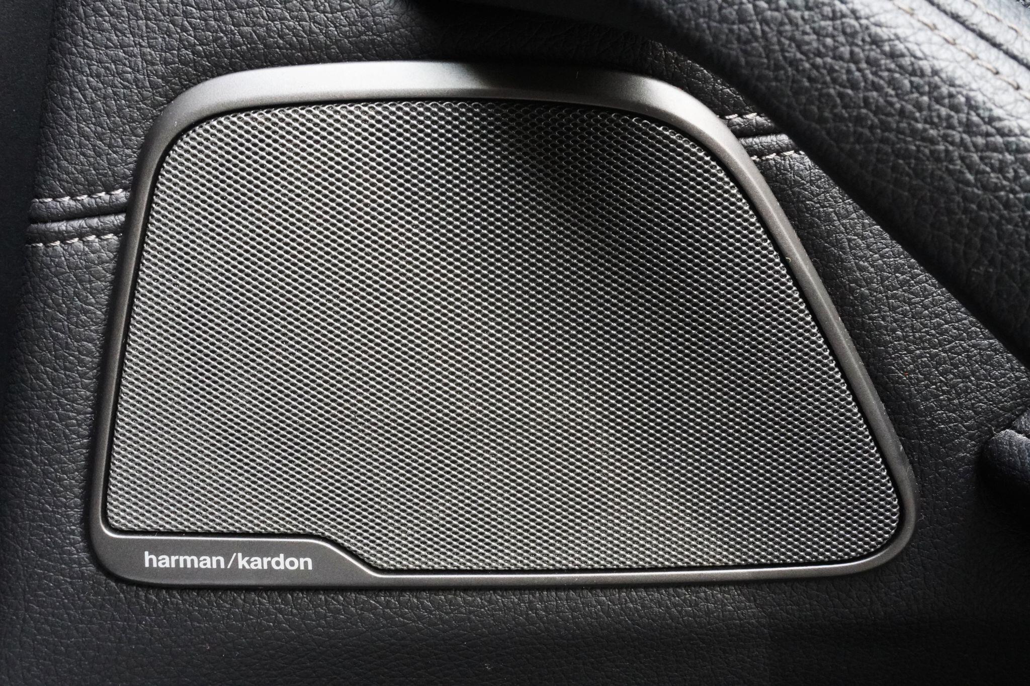BMW 5 Series view 60