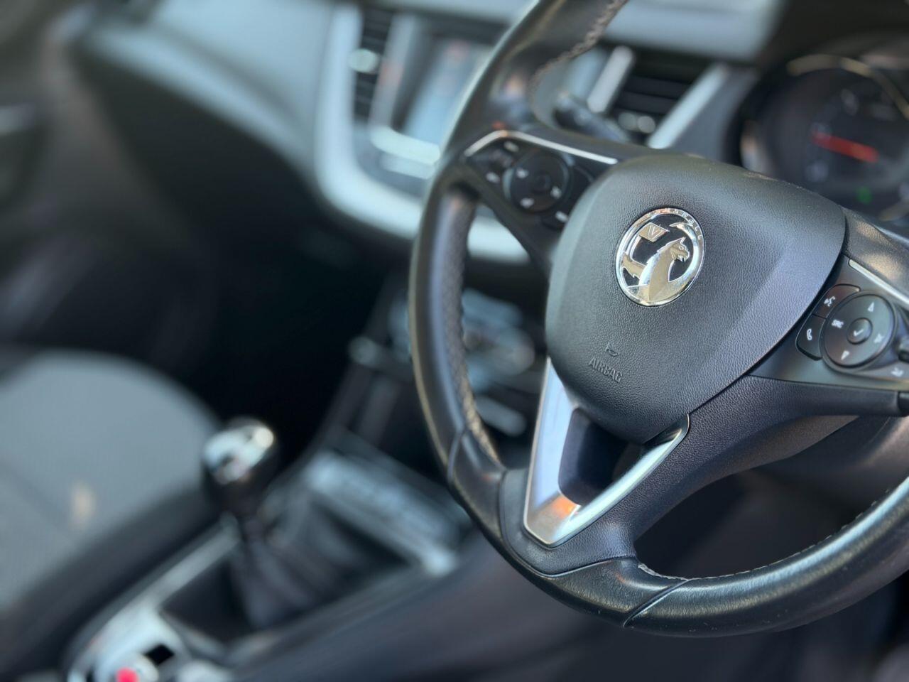Vauxhall Grandland X view 8