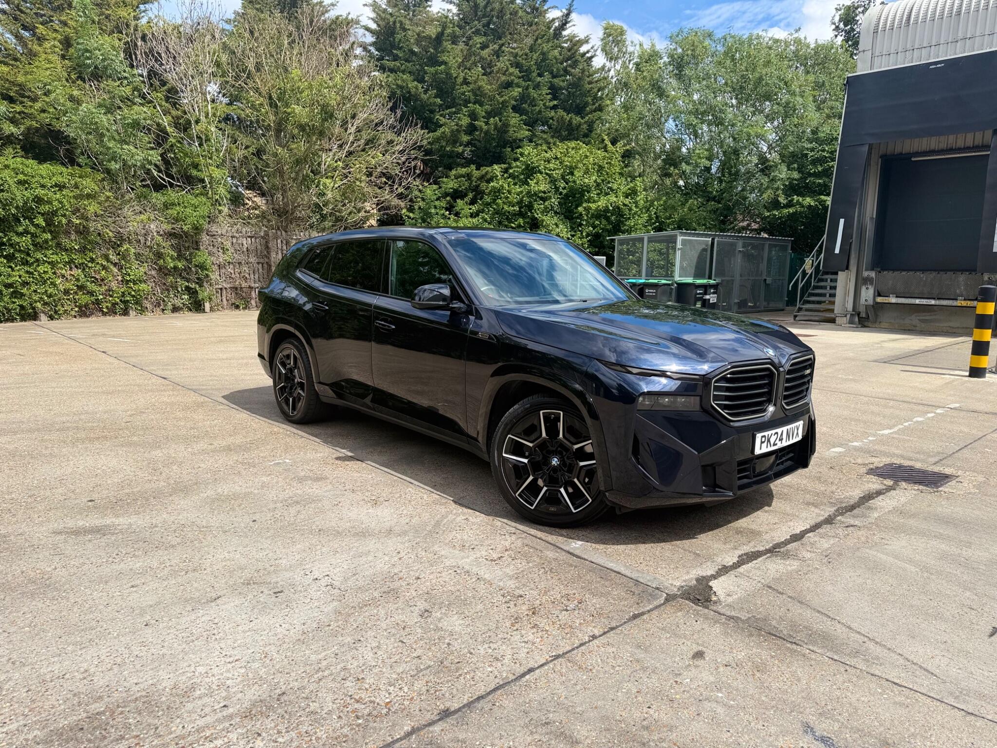 BMW XM view 5