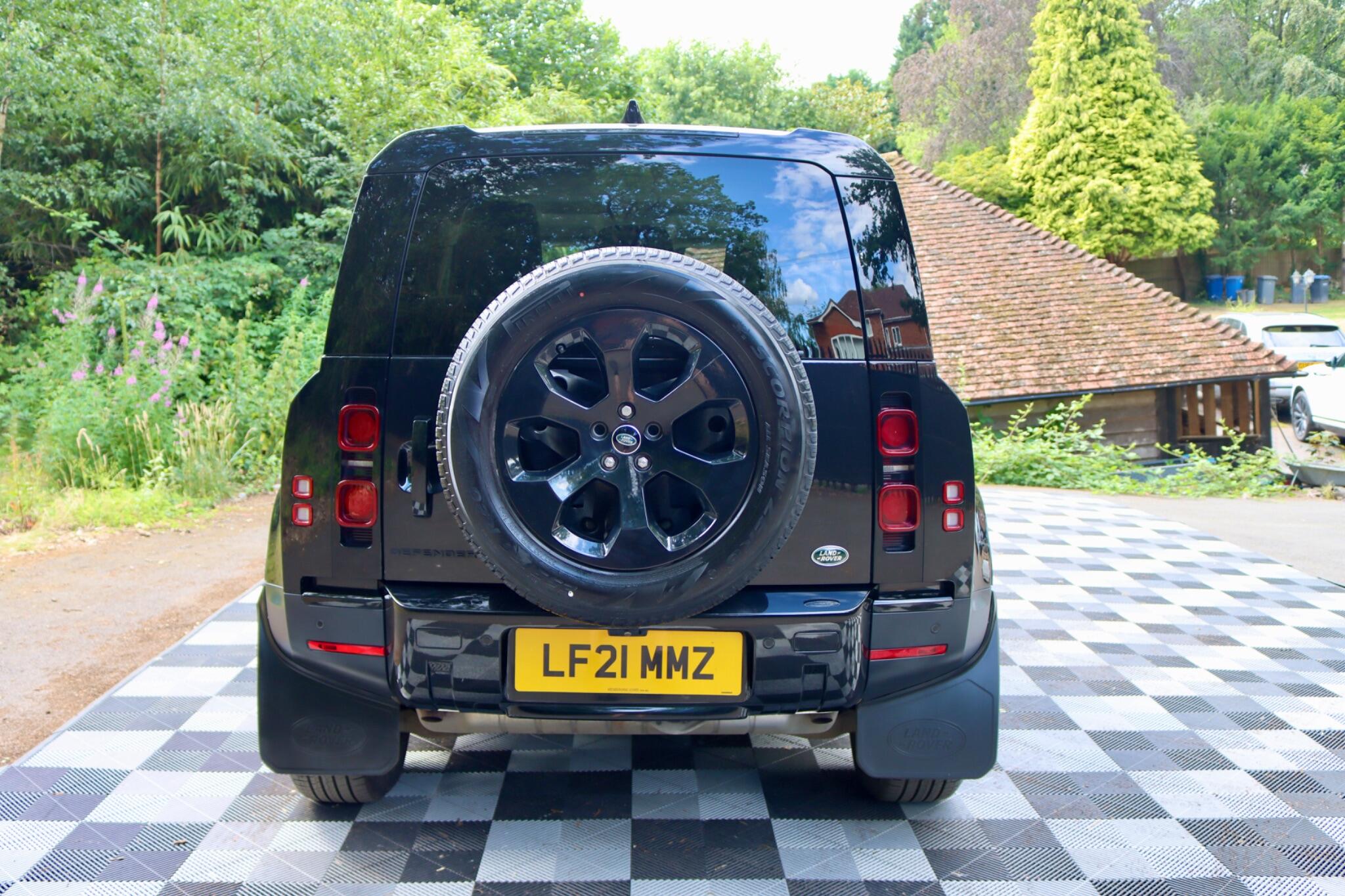 Land Rover Defender view 11
