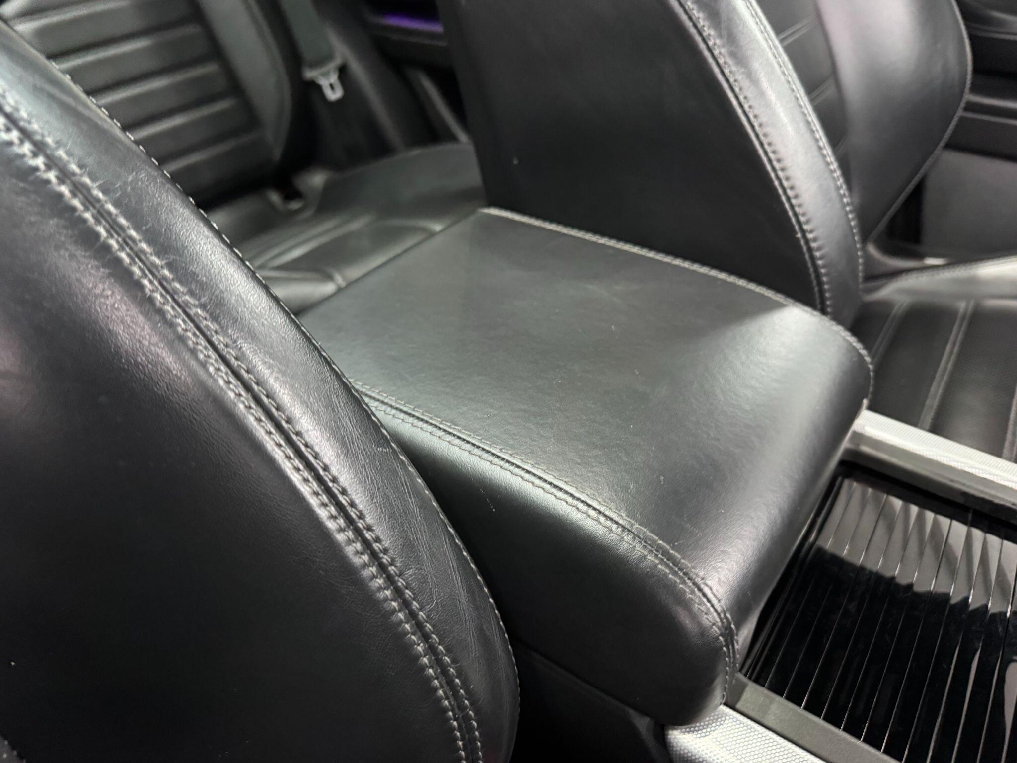 Land Rover Range Rover Evoque view 39