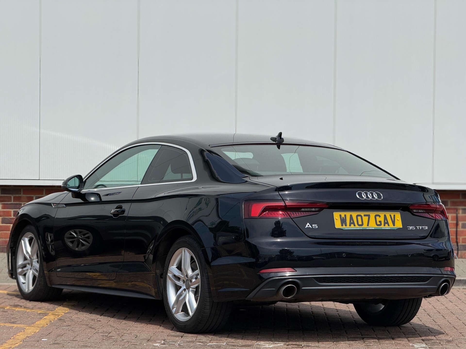 Audi A5 view 4