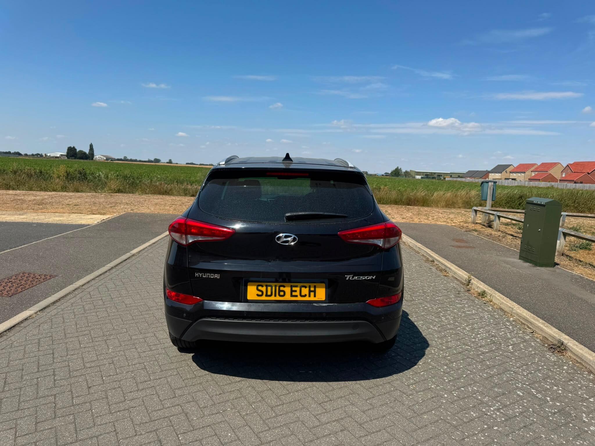Hyundai Tucson view 4
