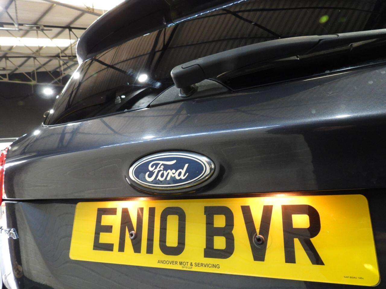 Ford Kuga view 30