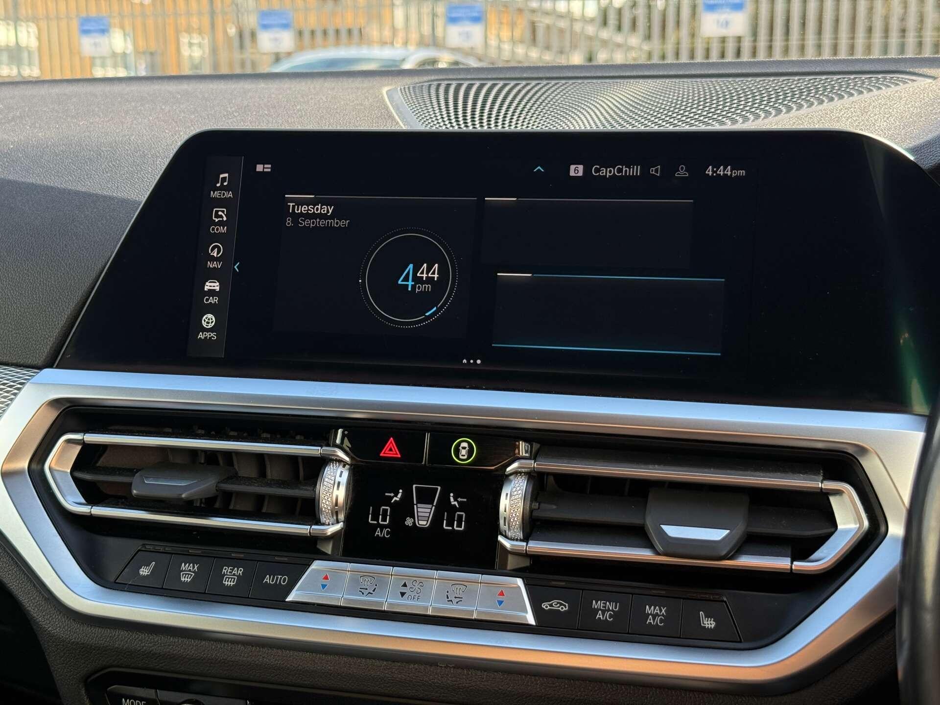 BMW 3 Series view 70