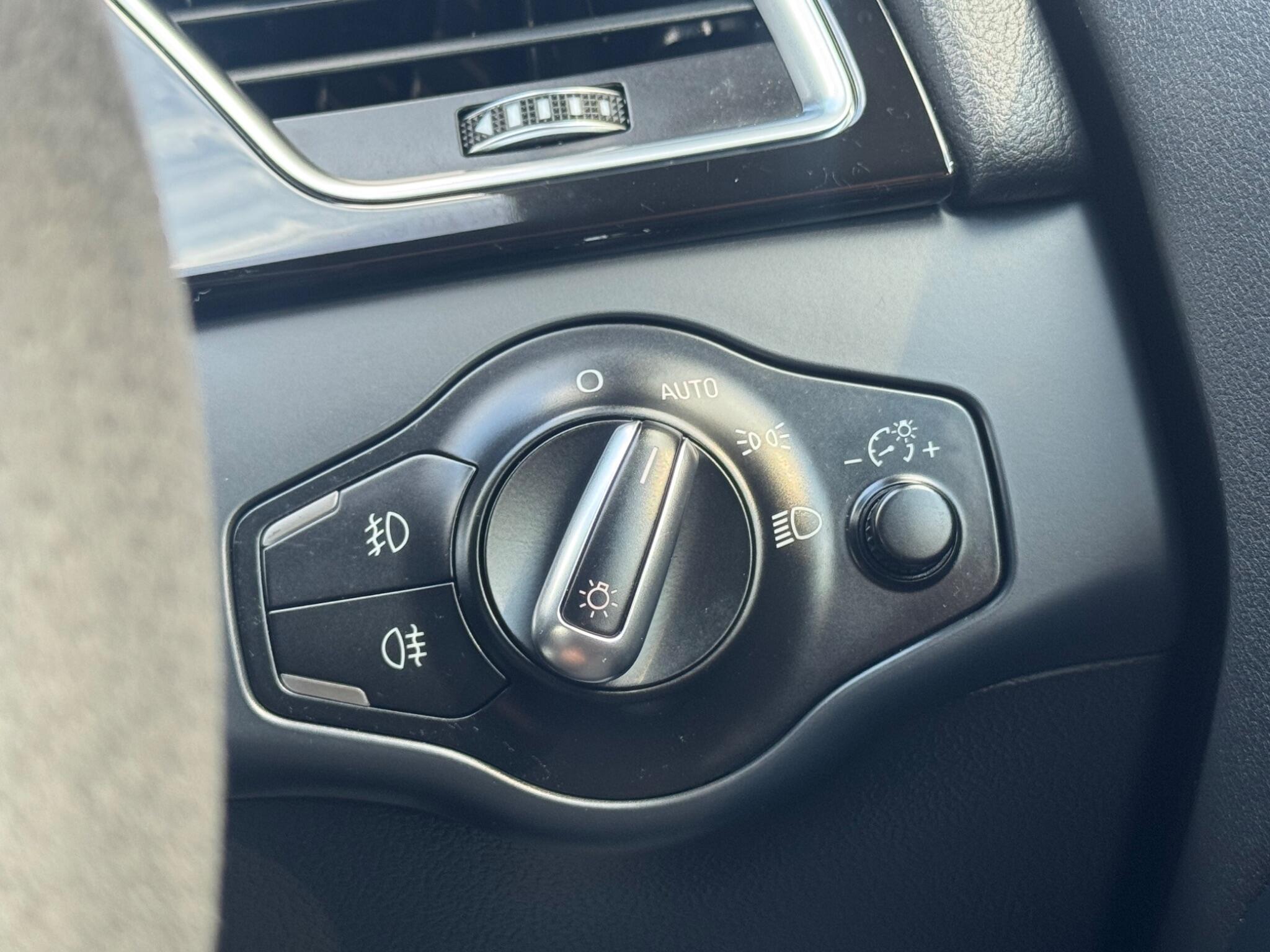 Audi A5 view 14