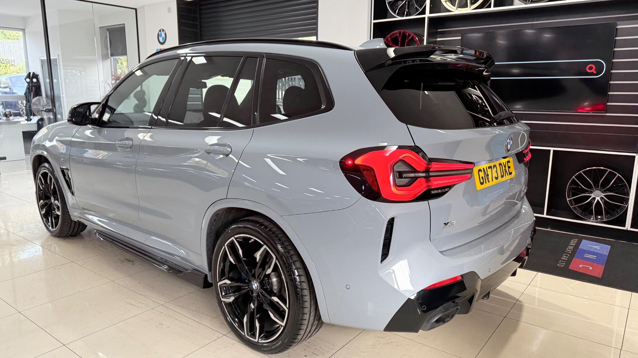 BMW X3 view 14