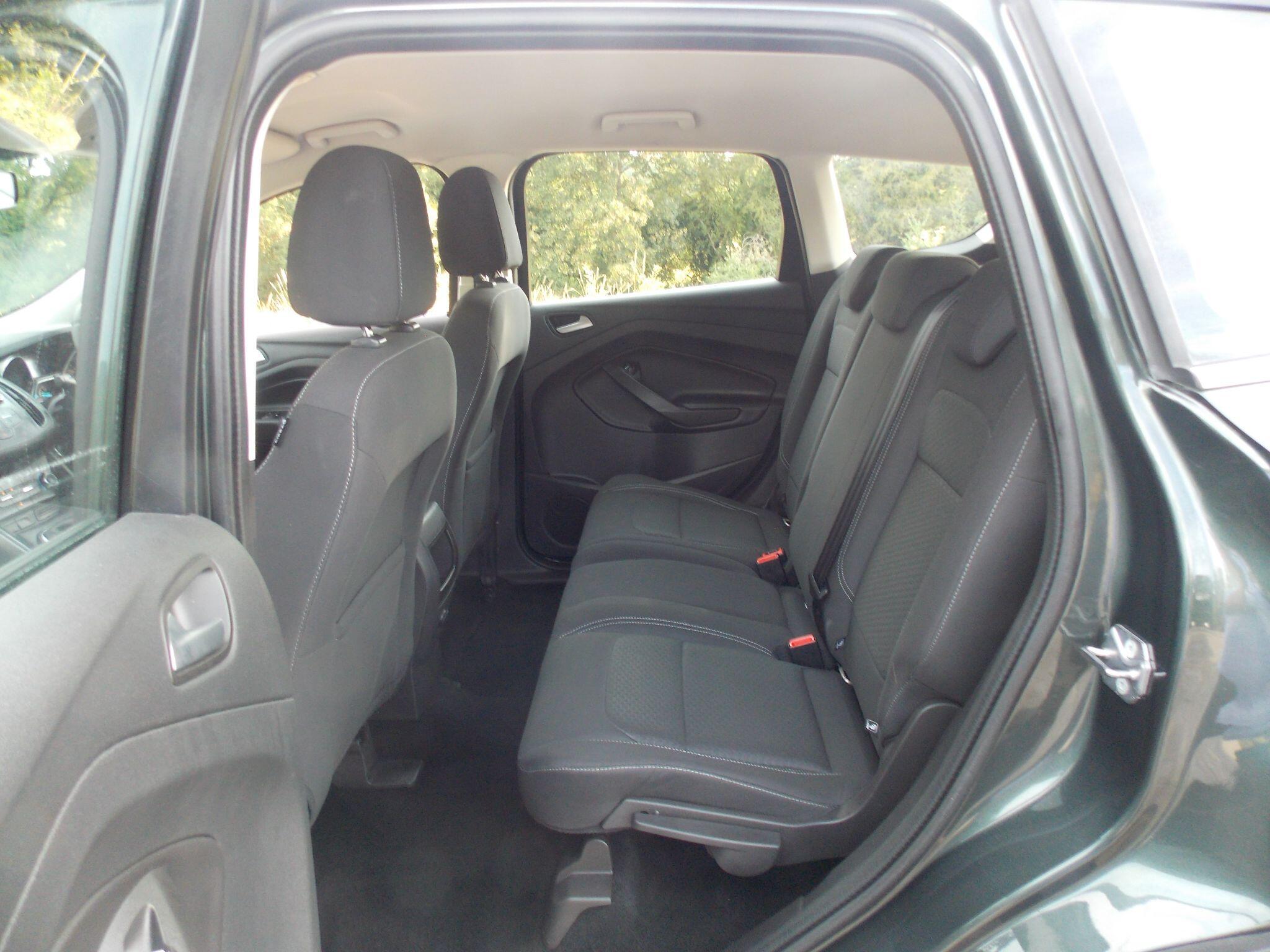 Ford Kuga view 32