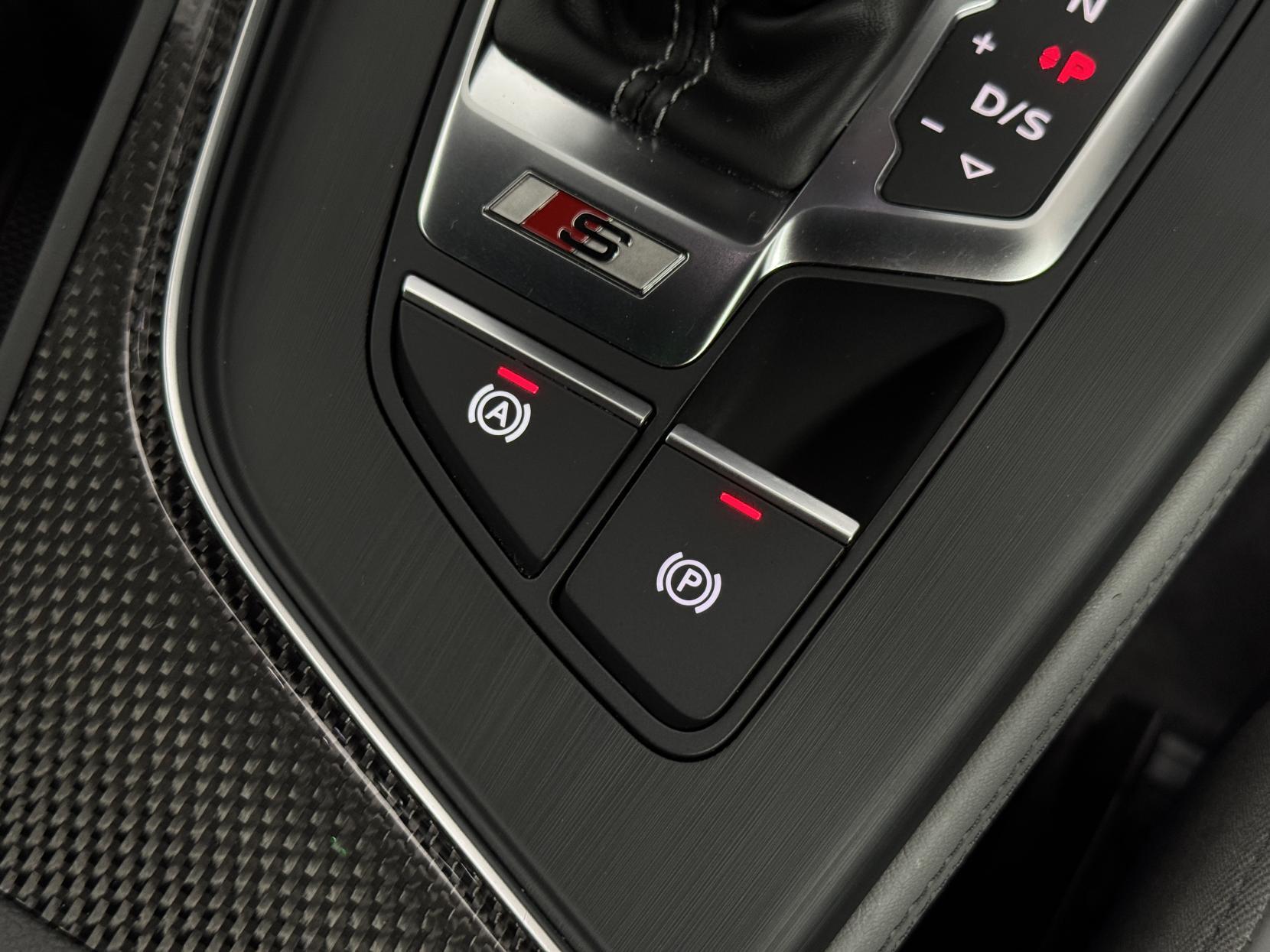 Audi S5 view 35
