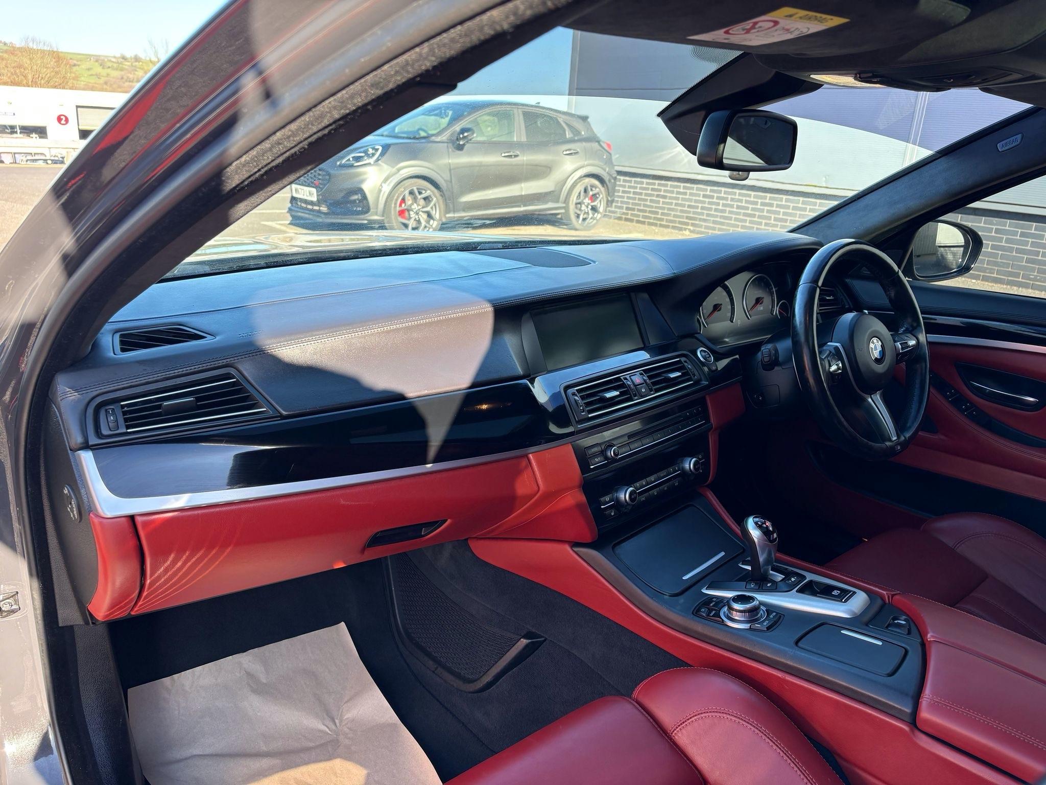 BMW M5 view 45