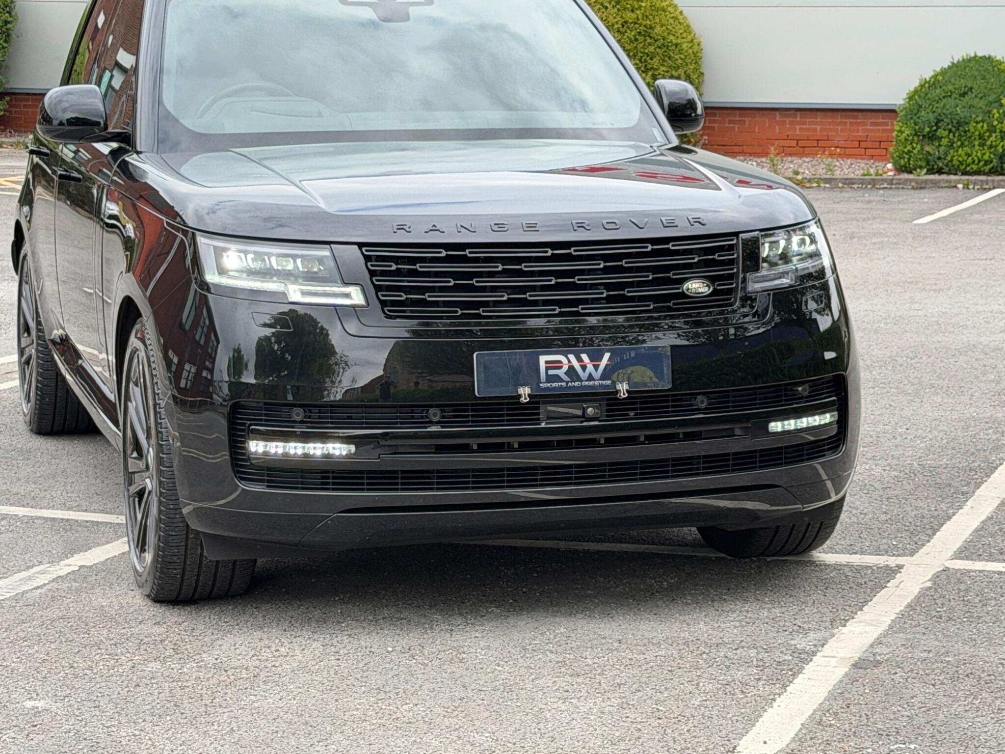 Land Rover Range Rover view 16