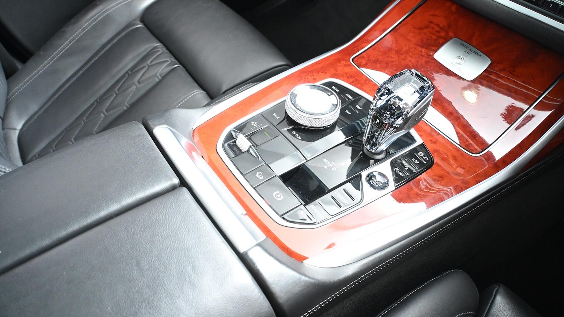 BMW Alpina XB7 view 10