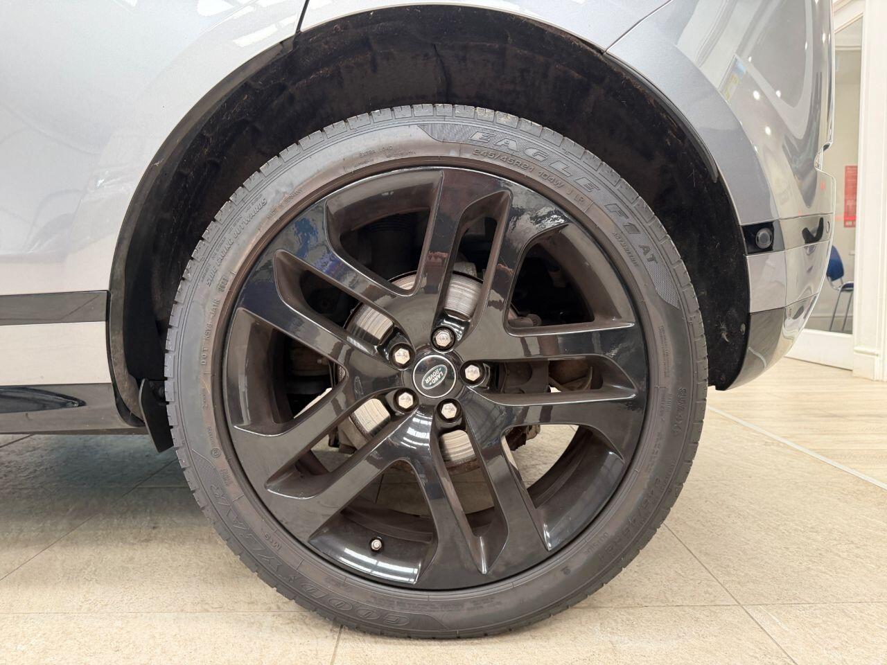 Land Rover Range Rover Evoque view 11