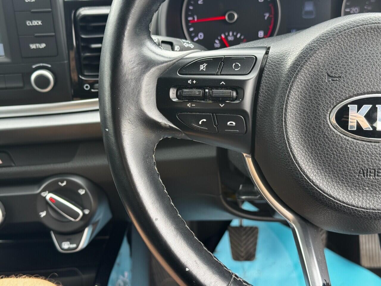 Kia Rio view 40