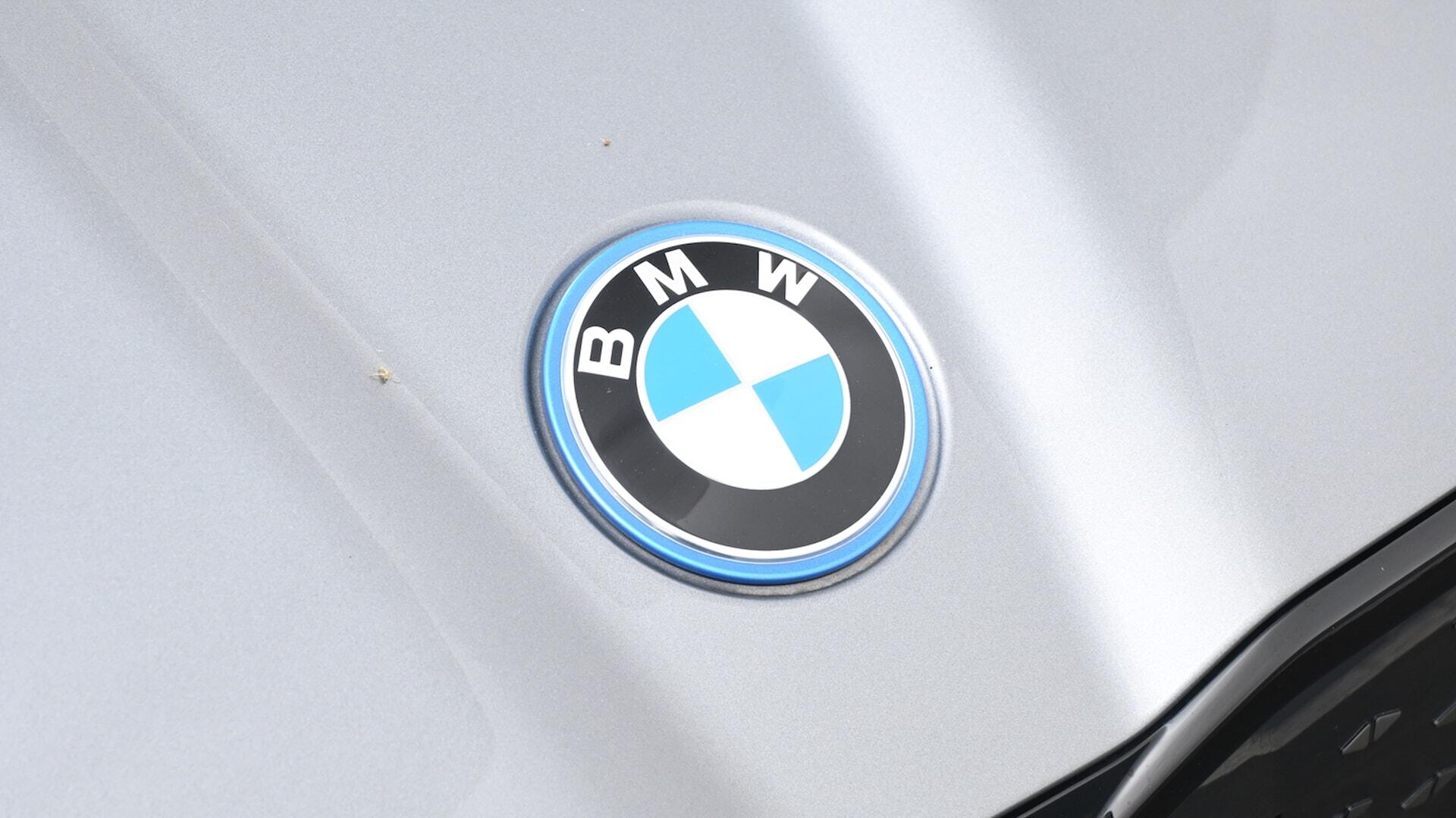BMW iX2 view 24