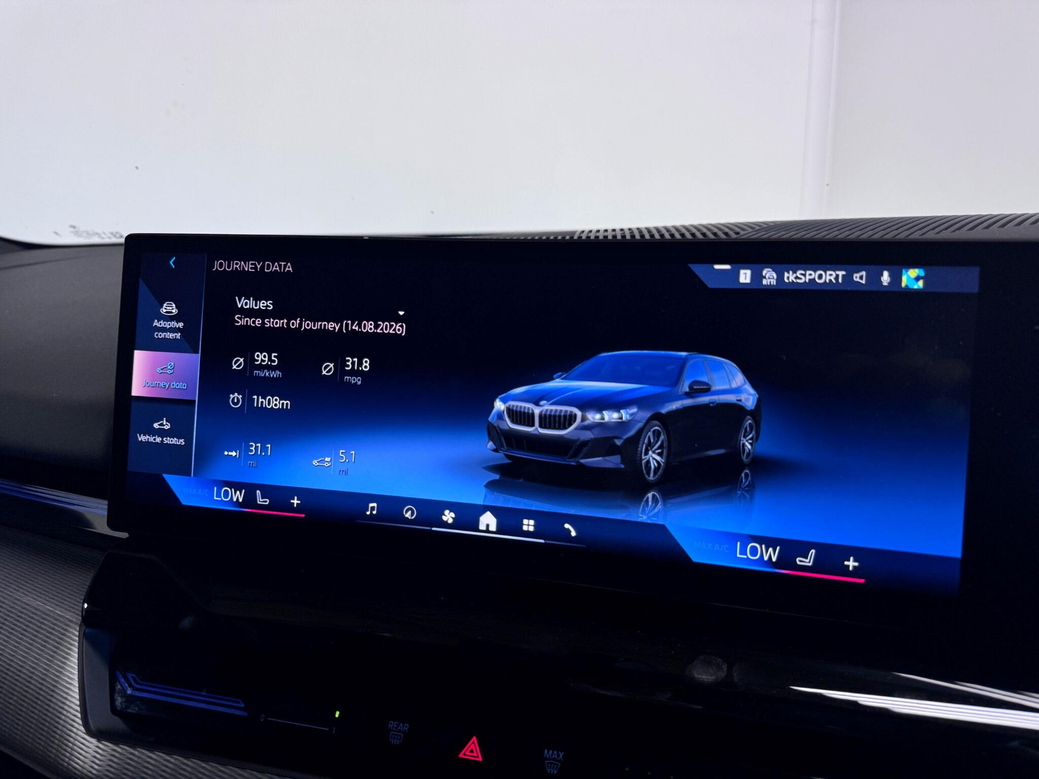 BMW 5 Series view 60