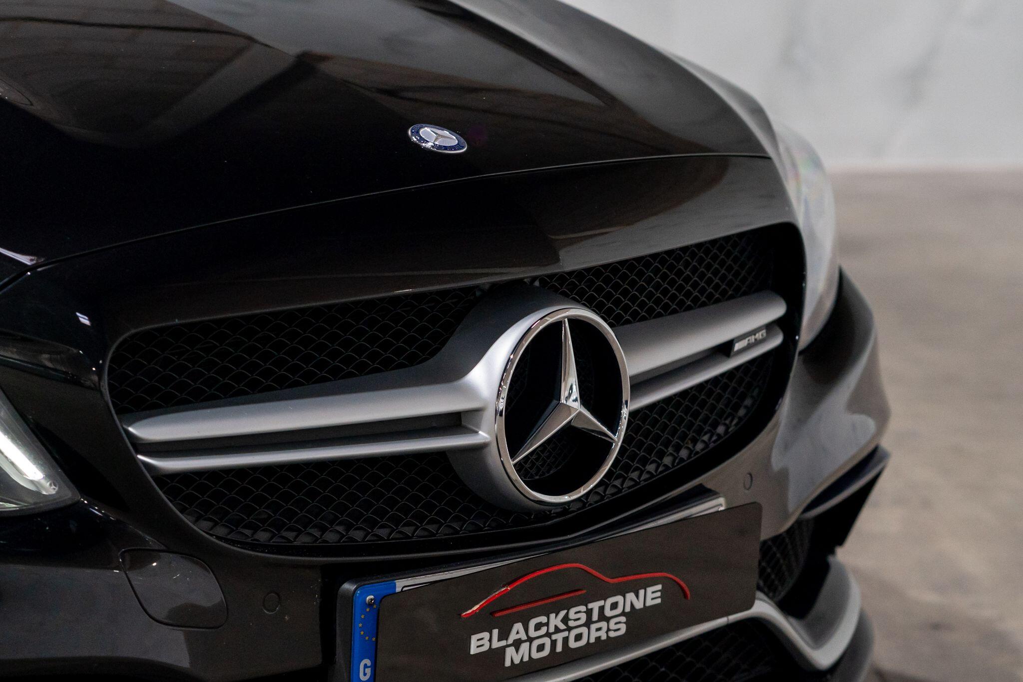 Mercedes-Benz C-Class view 11