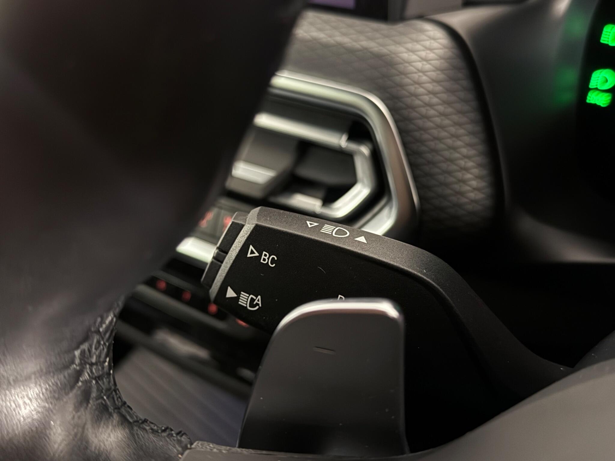 BMW X4 view 18