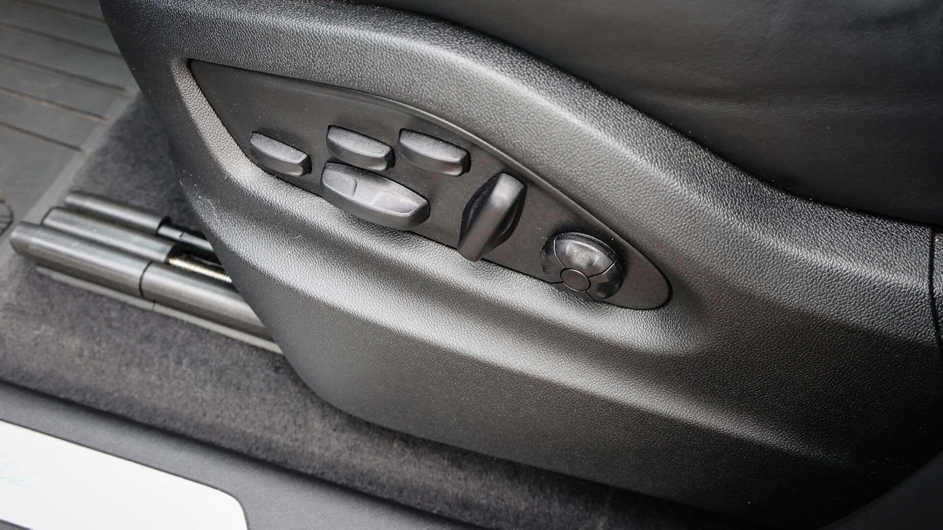 Porsche Cayenne view 20