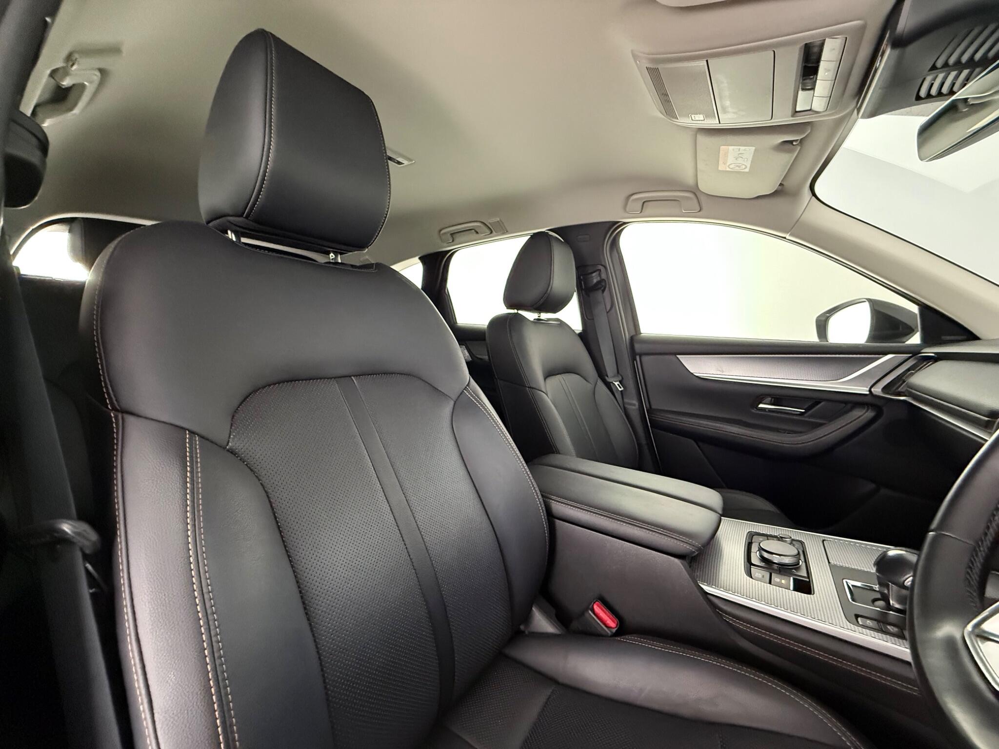 Mazda CX-60 view 32