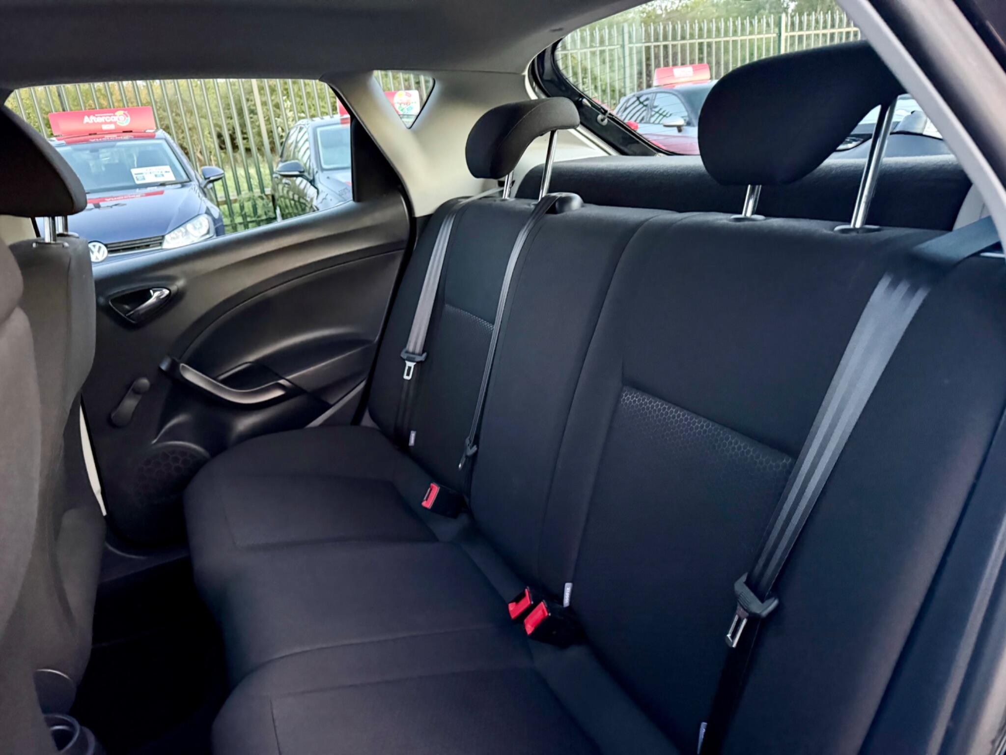 SEAT Ibiza view 32