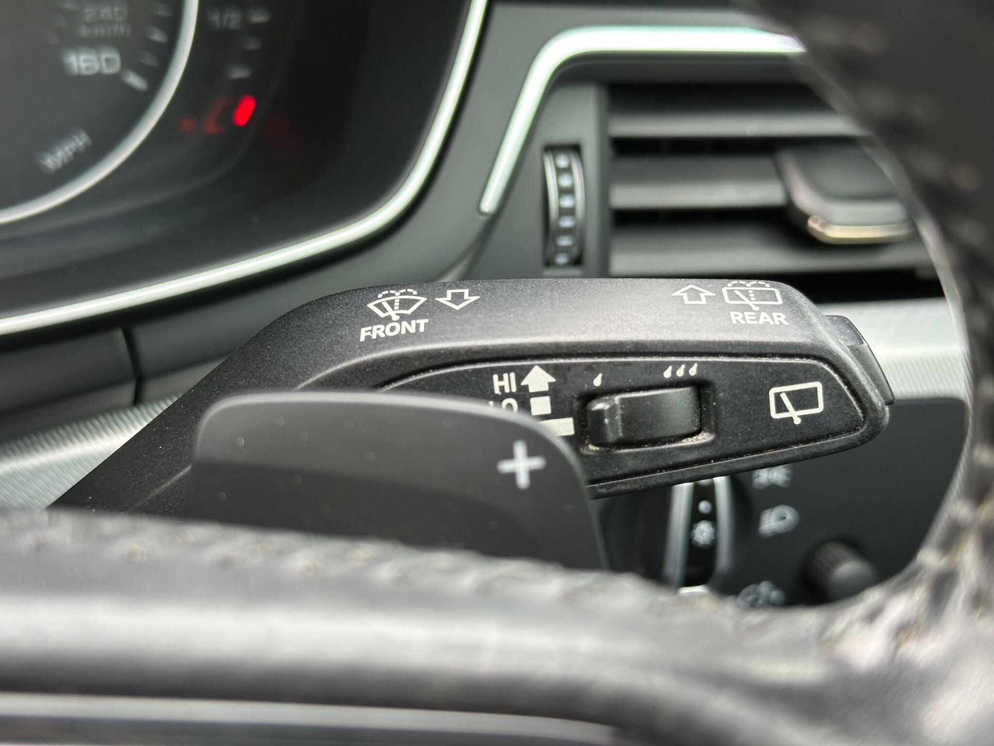 Audi A4 Avant view 34