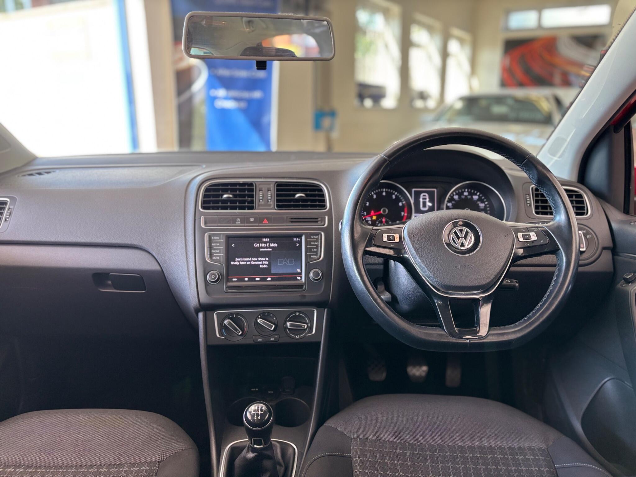 Volkswagen Polo view 10
