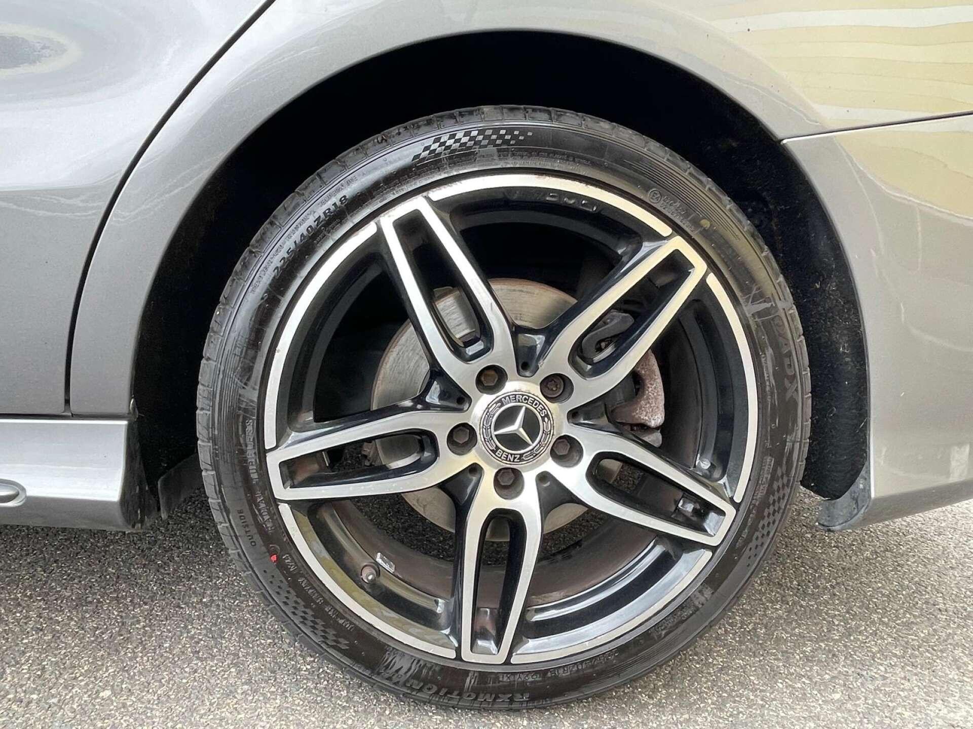 Mercedes-Benz Cla view 8