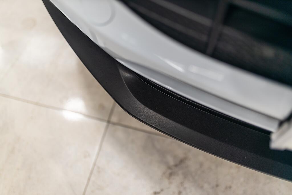 Porsche Macan view 13