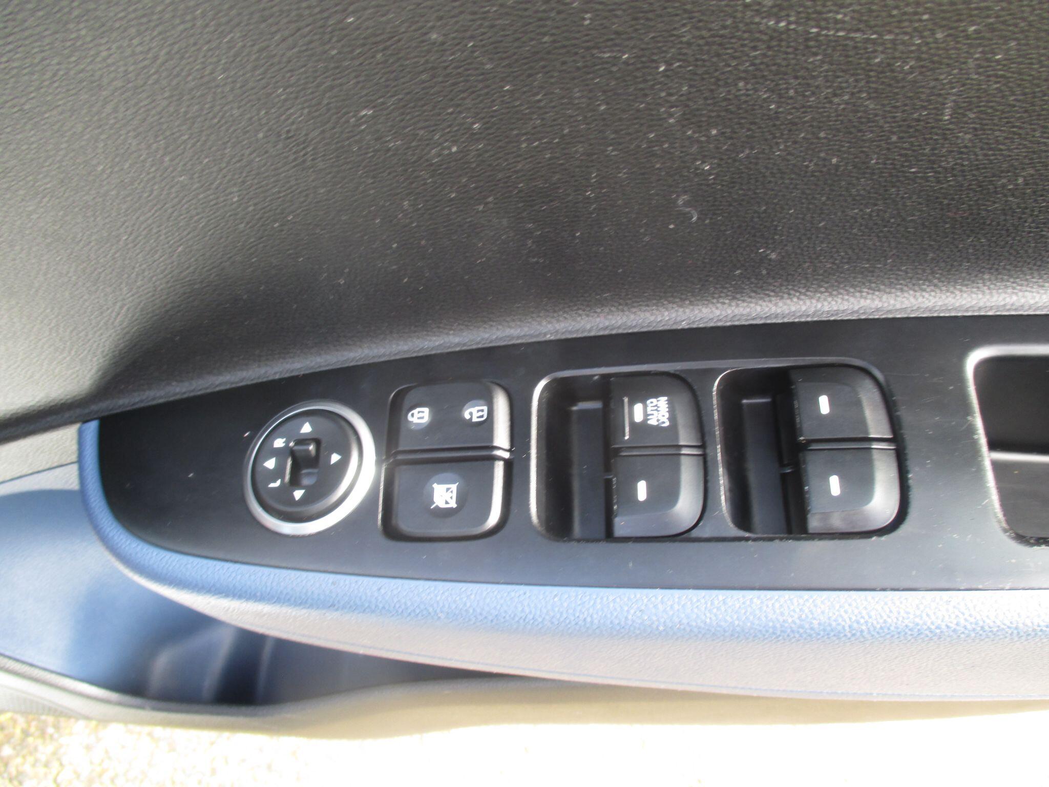 Hyundai I10 view 34