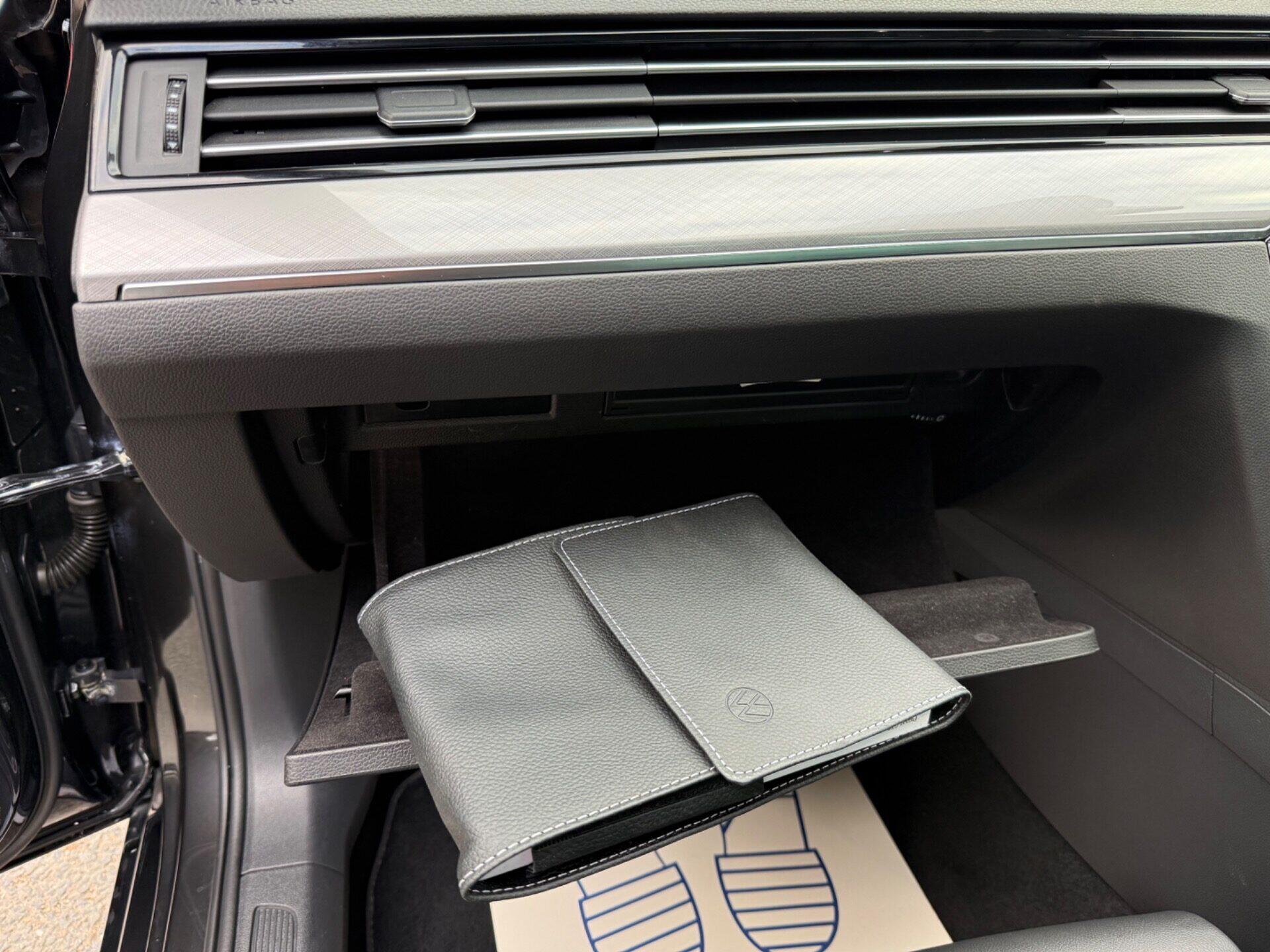 Volkswagen Passat view 55