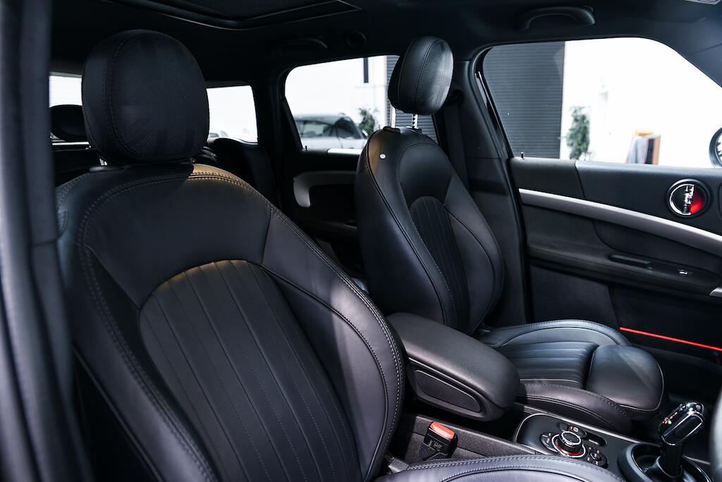 MINI Countryman view 12