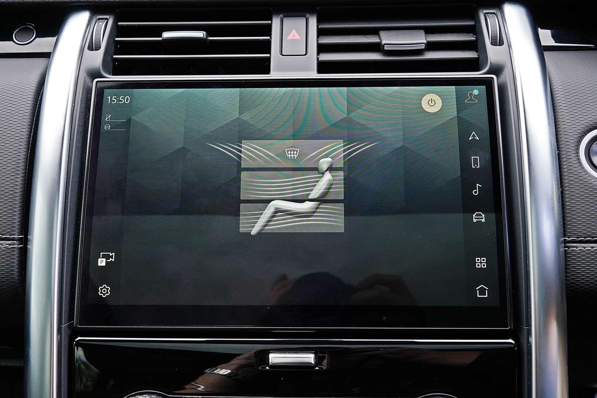 Land Rover Discovery view 30