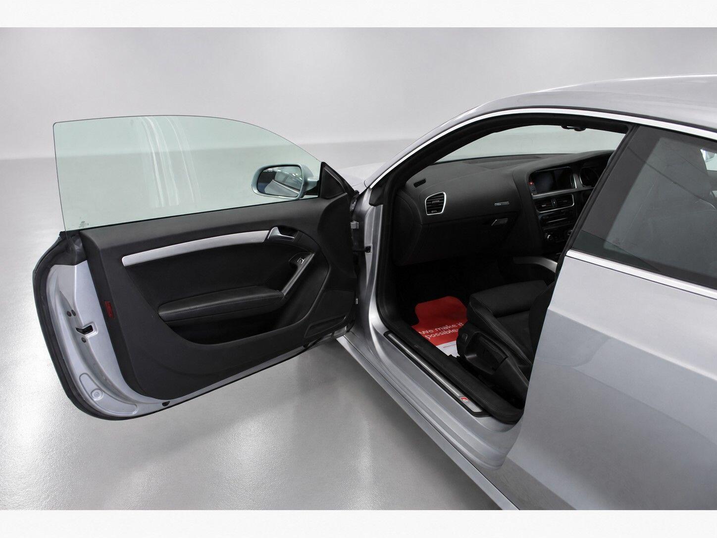 Audi A5 view 25