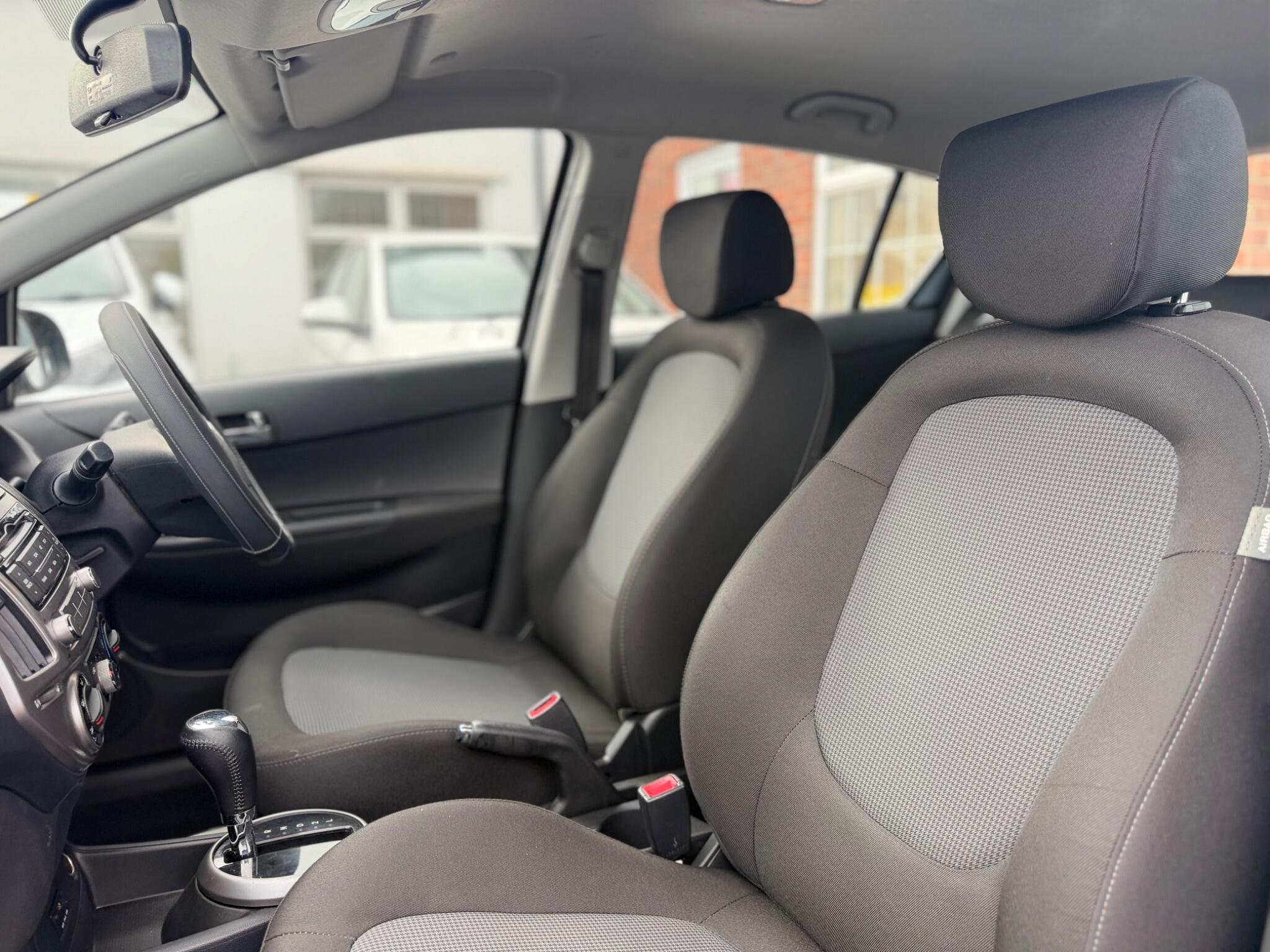 Hyundai I20 view 13