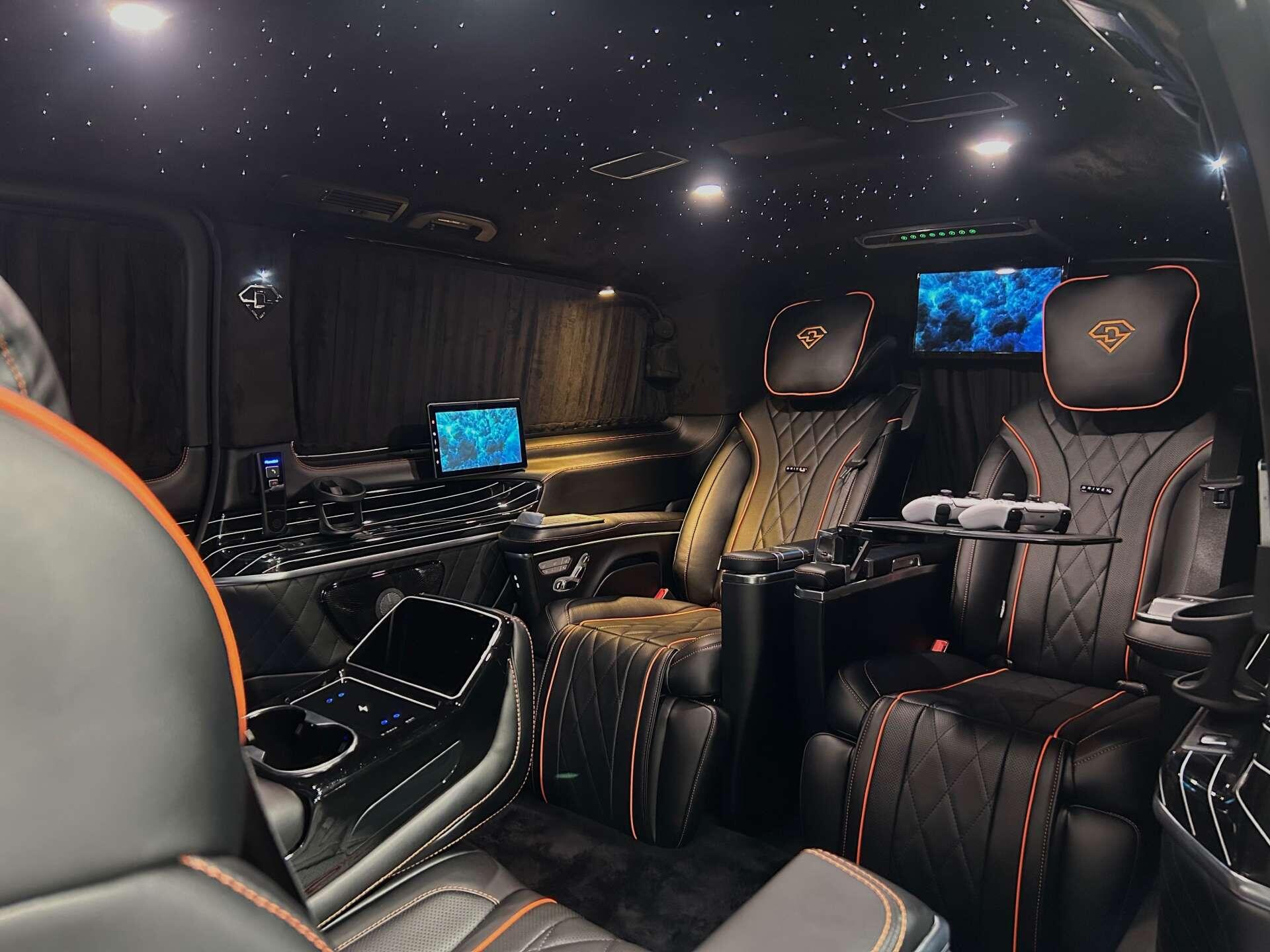 Mercedes-Benz V Class view 33