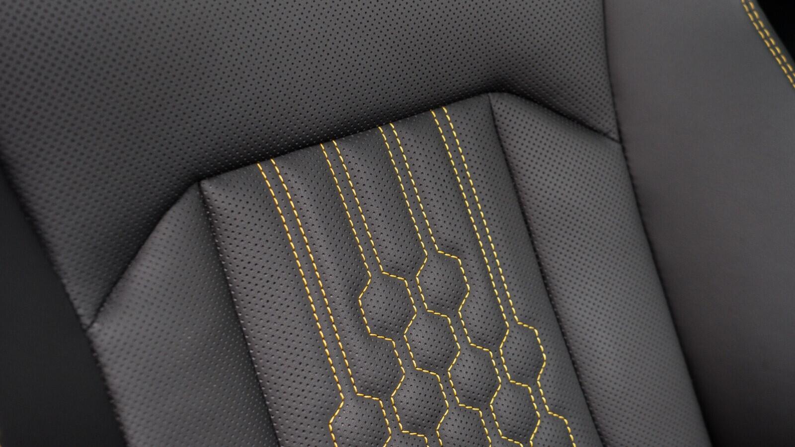 Lamborghini Urus view 30