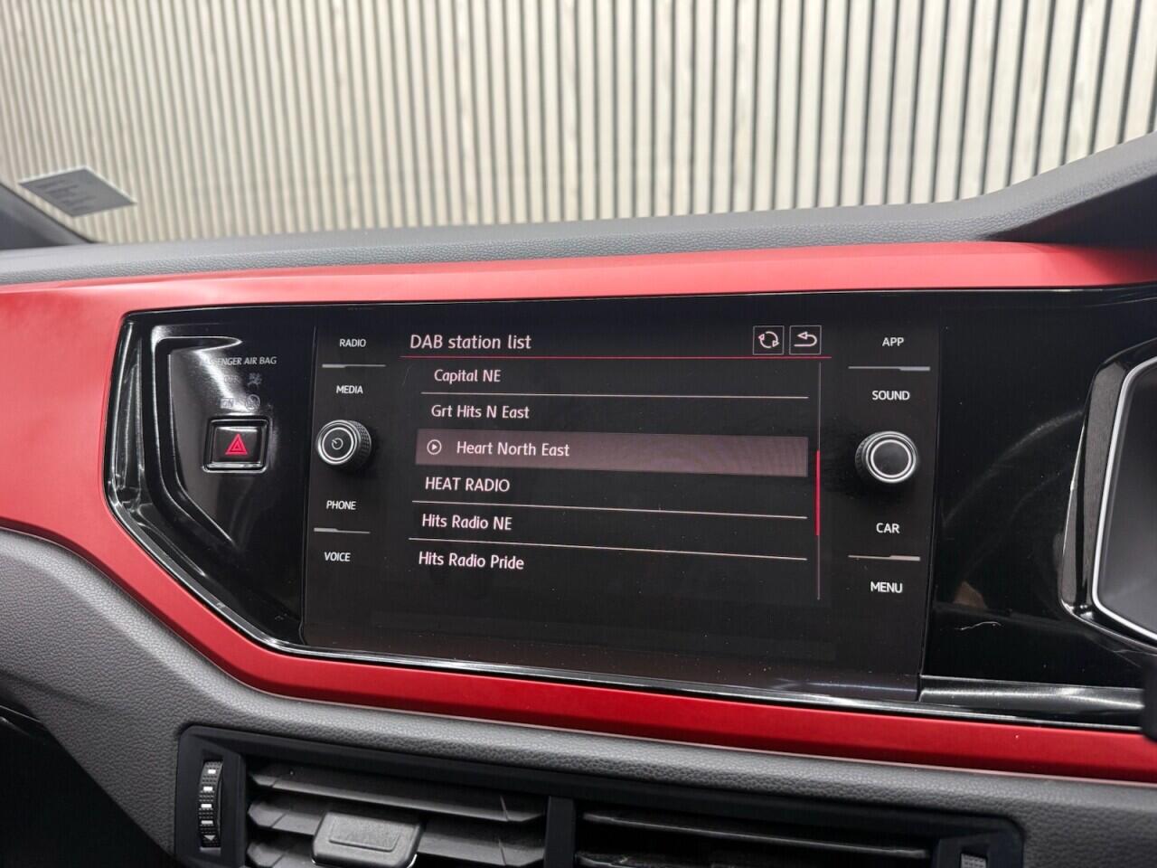 Volkswagen Polo view 16